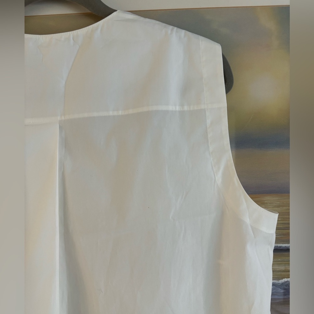 AKRIS PUNTO White Cotton Poplin Disk & Bead Applique Detail Sleeveless Top - Picture 9 of 11